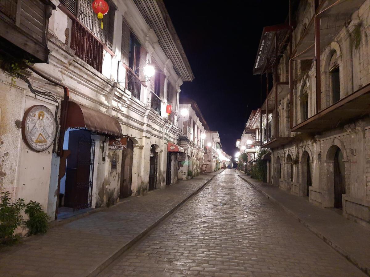 Escolta'S Homey Lodge Виган Экстерьер фото