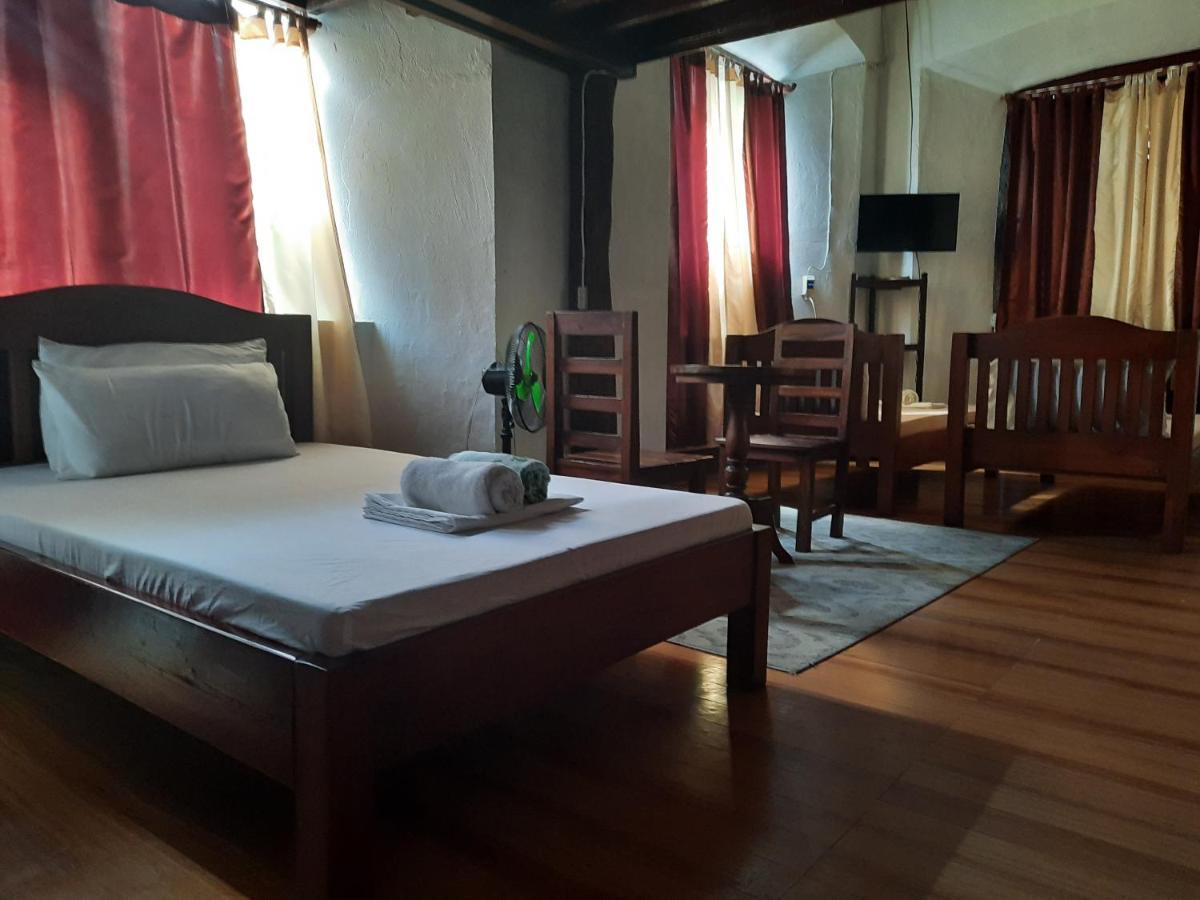 Escolta'S Homey Lodge Виган Экстерьер фото